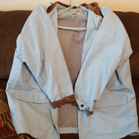 L.L.  Bean Barn Coat - Picture 2 of 4